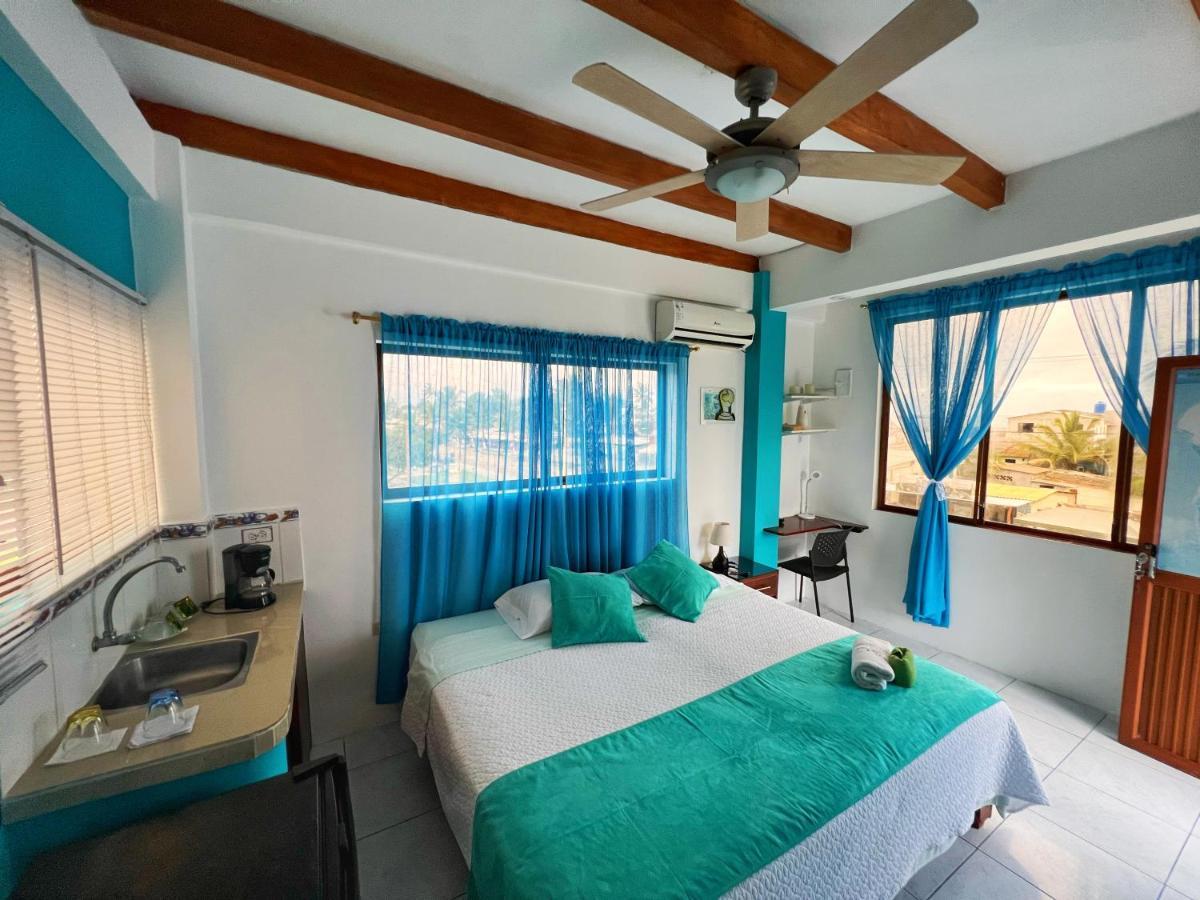 Sun Island Hotell Puerto Villamil Eksteriør bilde