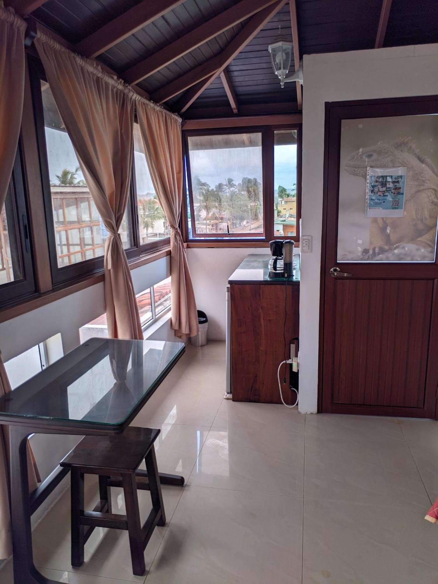 Sun Island Hotell Puerto Villamil Eksteriør bilde