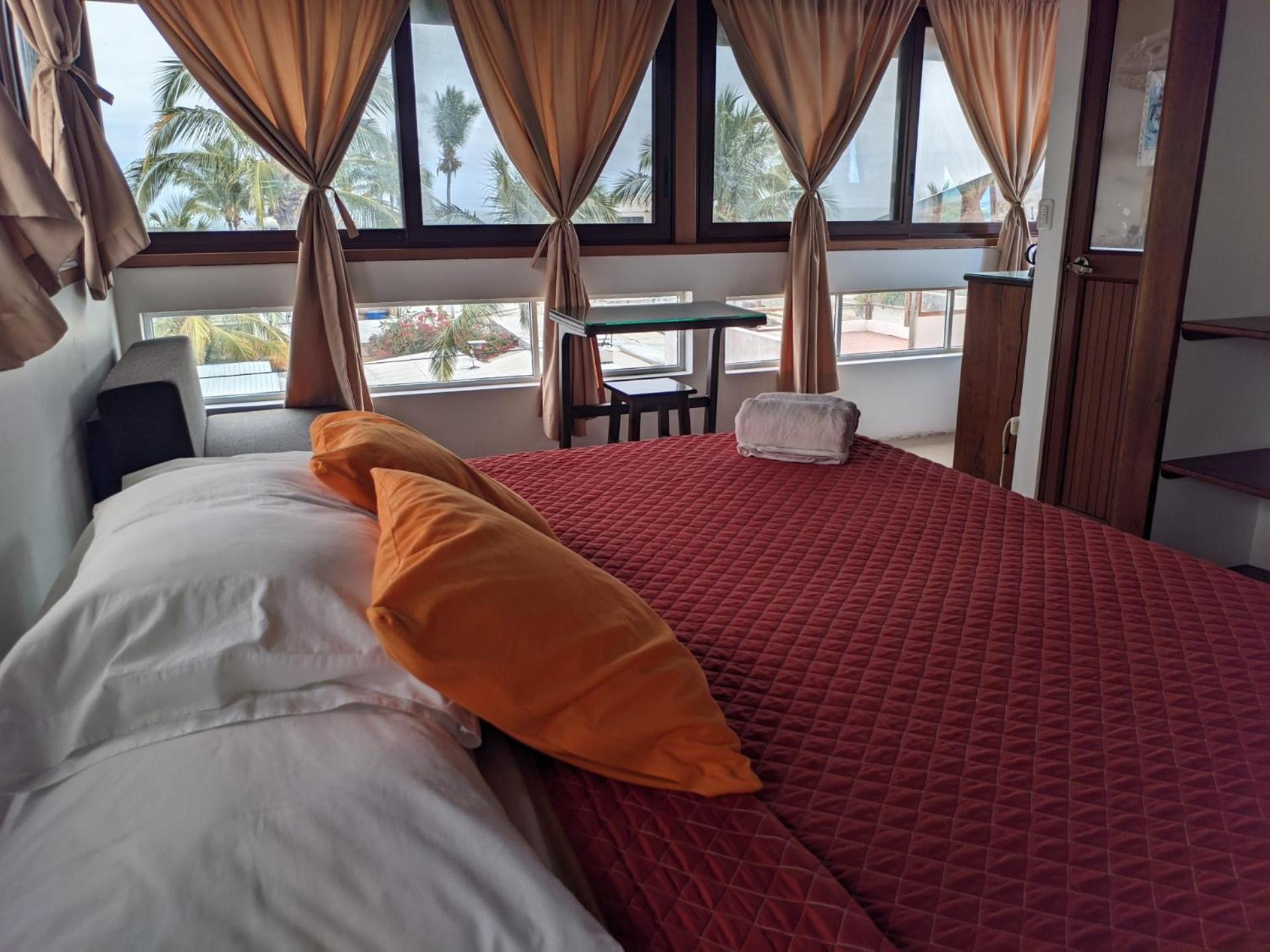 Sun Island Hotell Puerto Villamil Eksteriør bilde