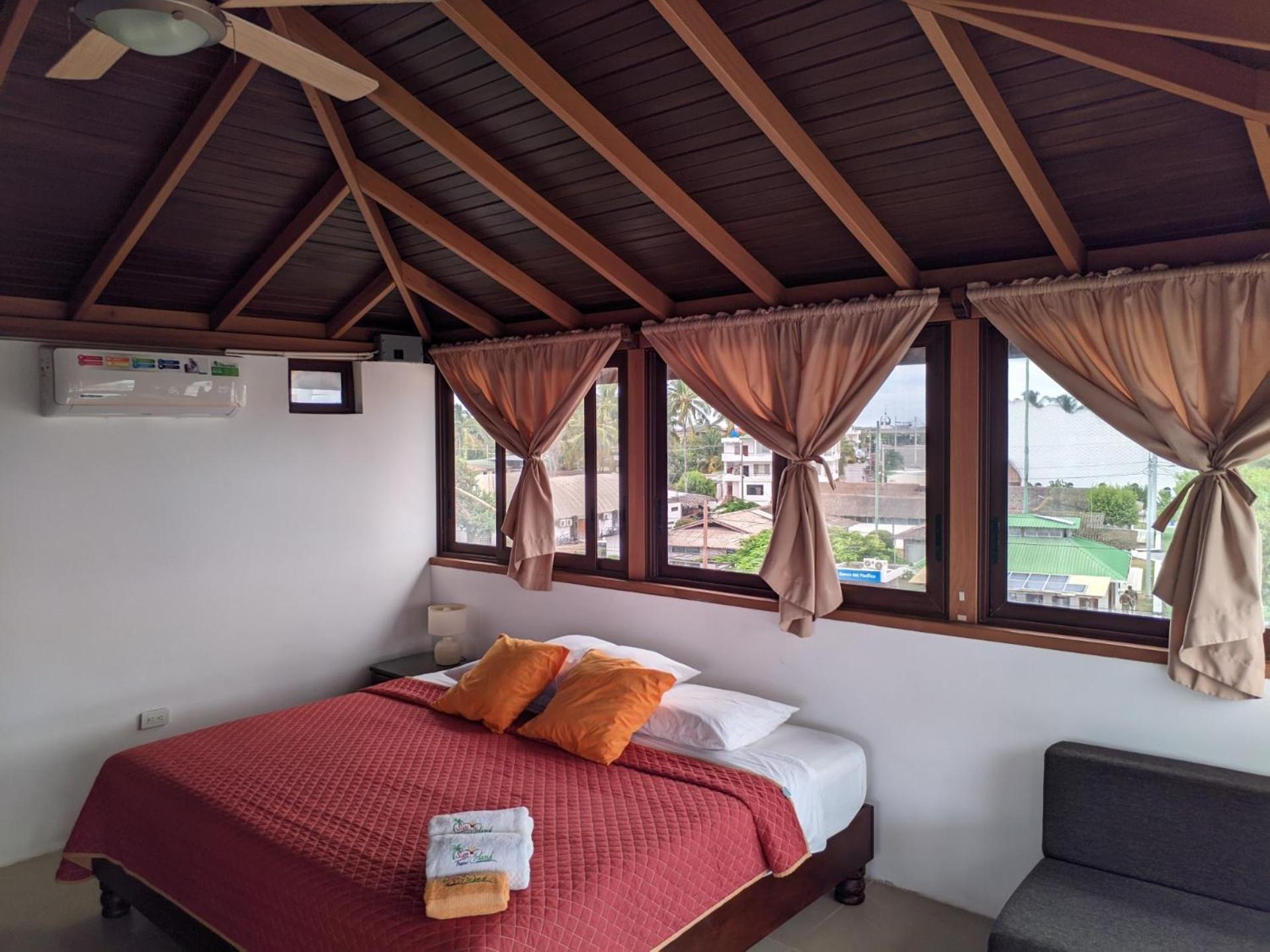 Sun Island Hotell Puerto Villamil Eksteriør bilde