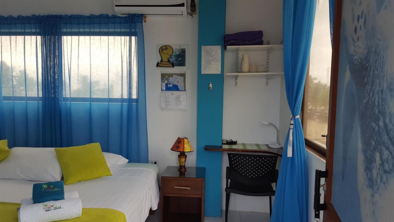 Sun Island Hotell Puerto Villamil Eksteriør bilde